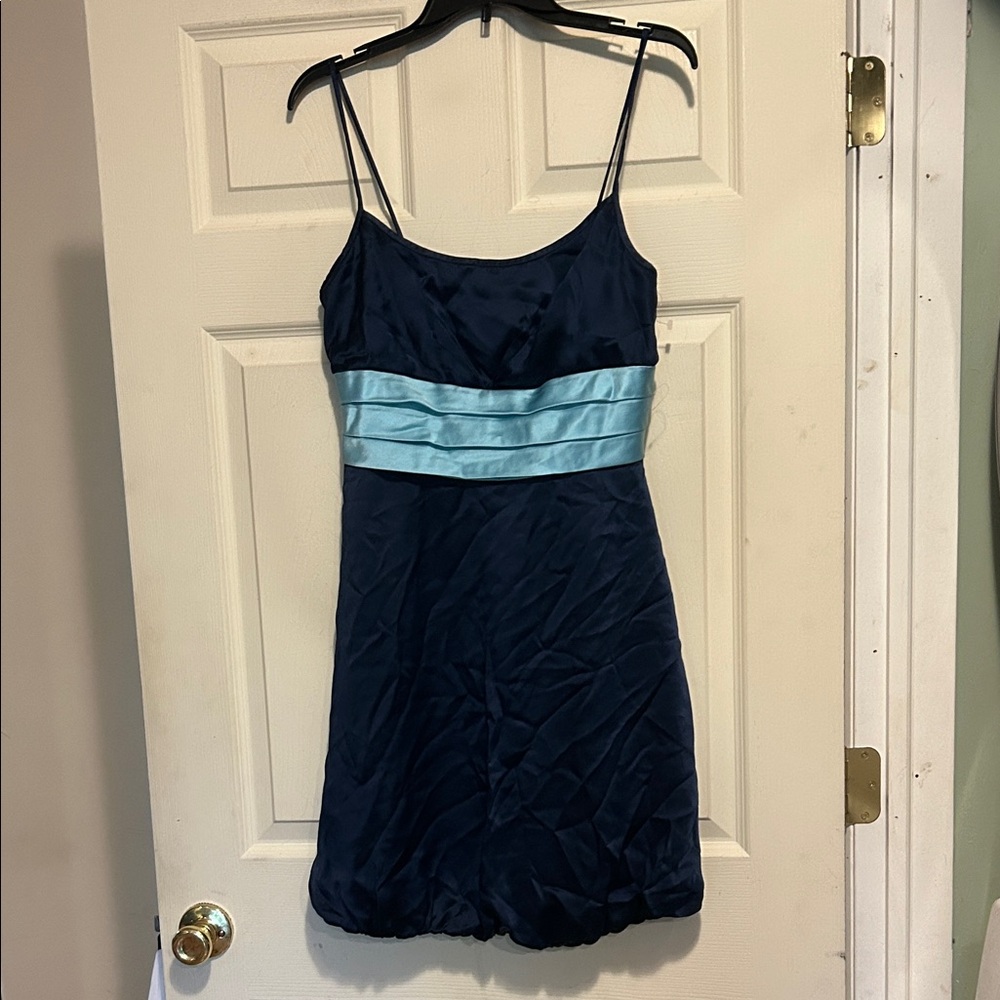 OC by OC 100% Silk Dress Size 8 Blue Bubble Hem